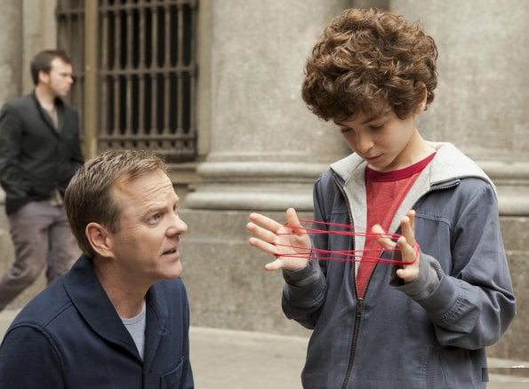 Touch : Fotoğraf Kiefer Sutherland, David Mazouz