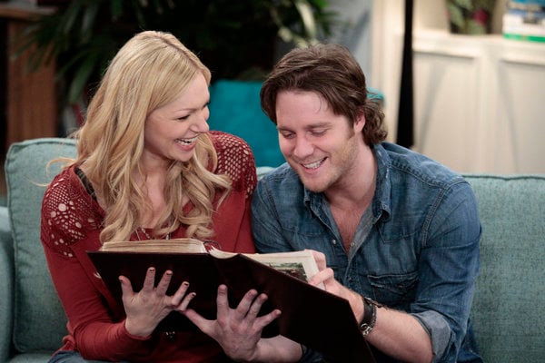 Are You There, Chelsea? : Fotoğraf Jake McDorman, Laura Prepon