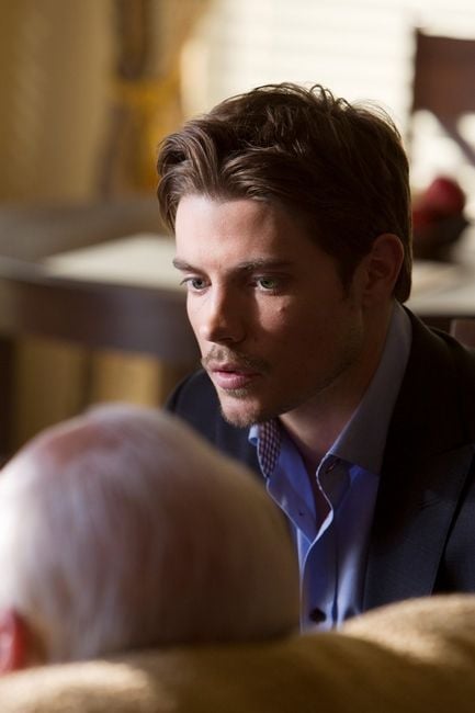 Dallas (2012) : Fotoğraf Josh Henderson