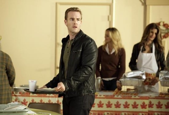 Don't Trust The B---- in Apartment 23 : Fotoğraf James Van Der Beek