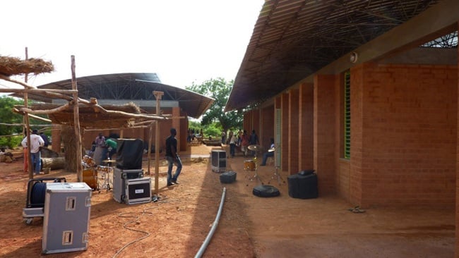 Knistern der Zeit - Christoph Schlingensief und sein Operndorf in Burkina Faso : Fotoğraf