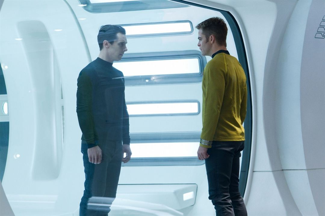 Bilinmeze Doğru Star Trek : Fotoğraf Chris Pine, Benedict Cumberbatch