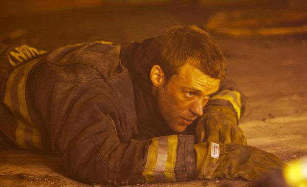 Chicago Fire : Fotoğraf Jesse Spencer