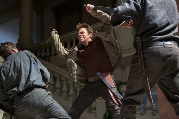 Revolution (2012) : Fotoğraf Billy Burke