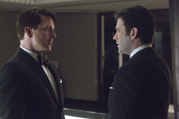 Arrow : Fotoğraf John Barrowman, Colin Donnell