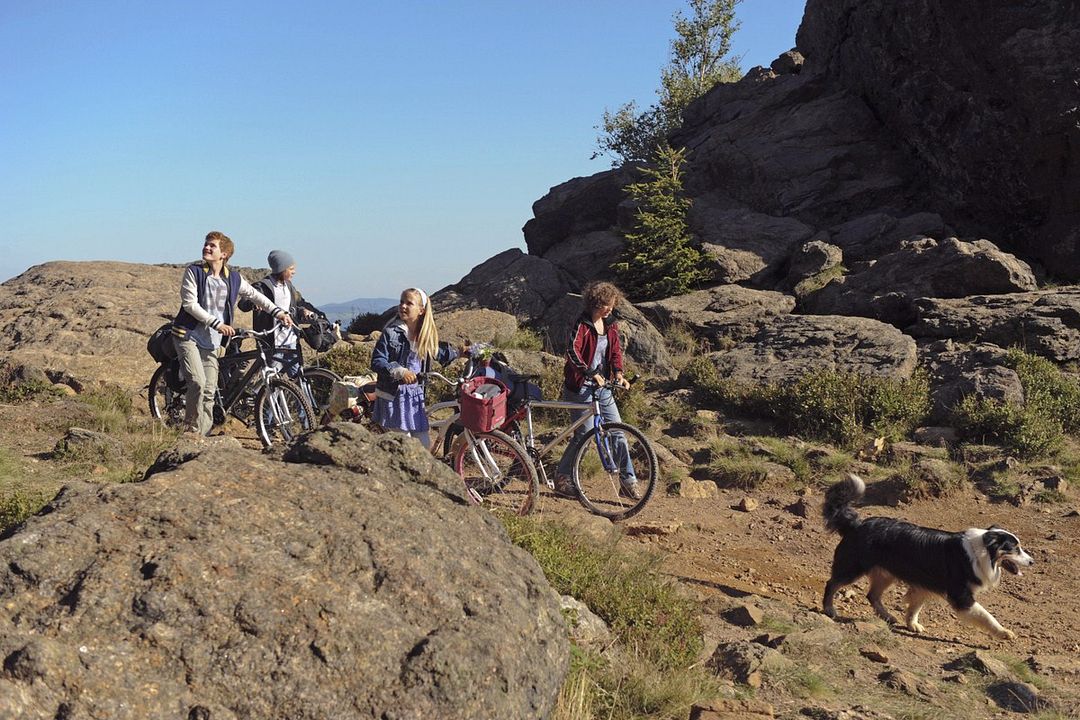 Famous Five 2 : Fotoğraf