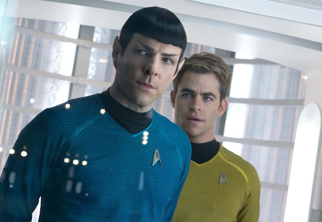 Bilinmeze Doğru Star Trek : Fotoğraf Zachary Quinto, Chris Pine