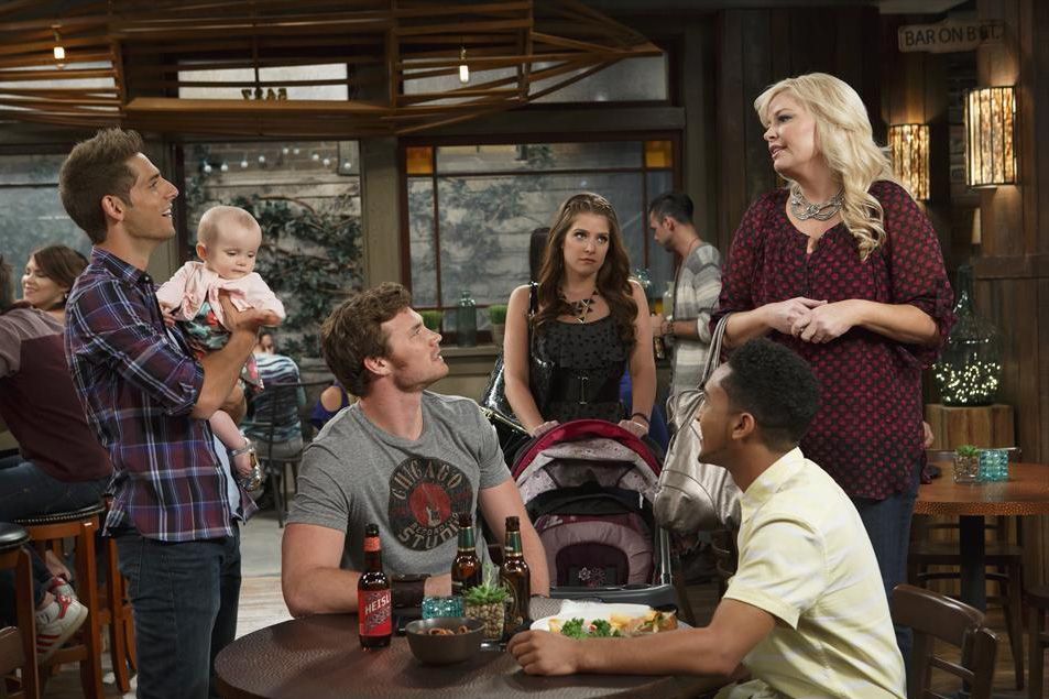 Fotoğraf Tahj Mowry, Melissa Peterman, Jean-Luc Bilodeau, Mimi Gianopulos, Derek Theler