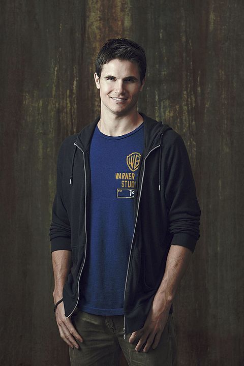 Fotoğraf Robbie Amell