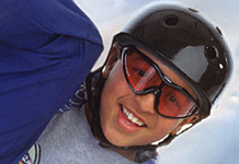 Johnny Tsunami (TV) : Fotoğraf Brandon Baker