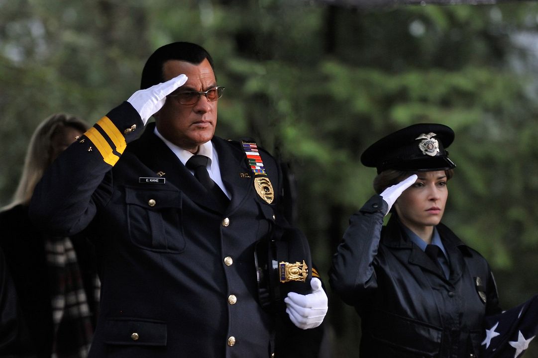 Fotoğraf Steven Seagal, Sarah Lind