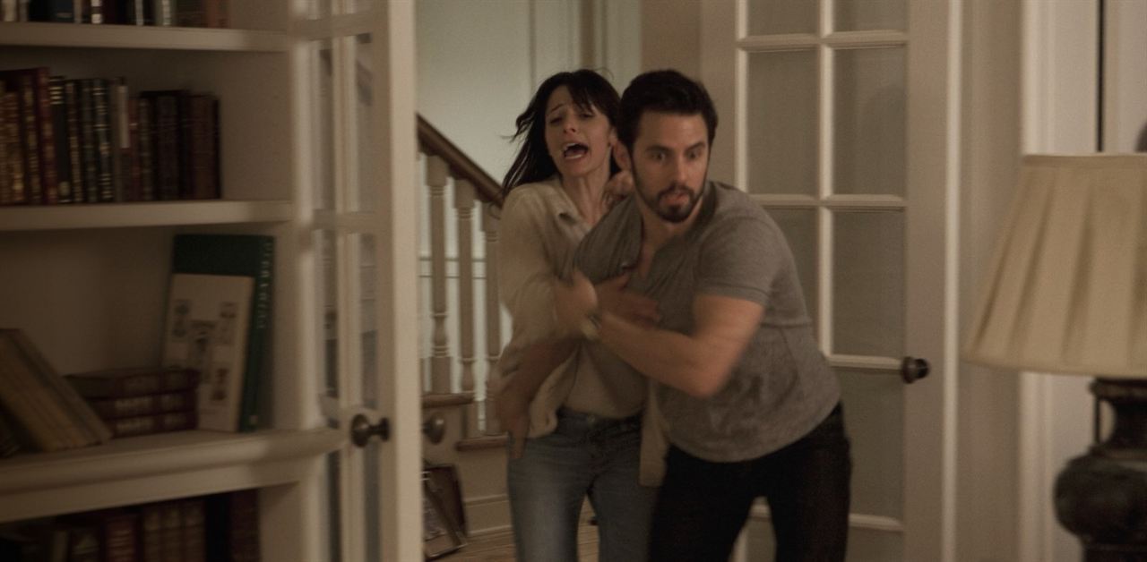 Fotoğraf Sarah Shahi, Milo Ventimiglia