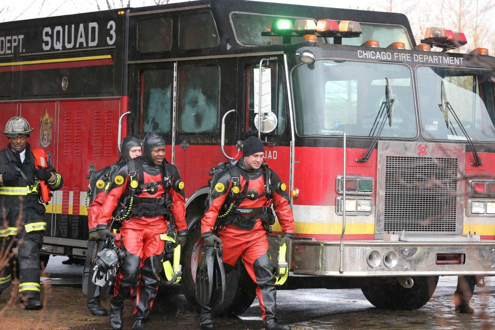 Fotoğraf Edwin Hodge, Taylor Kinney, Eamonn Walker