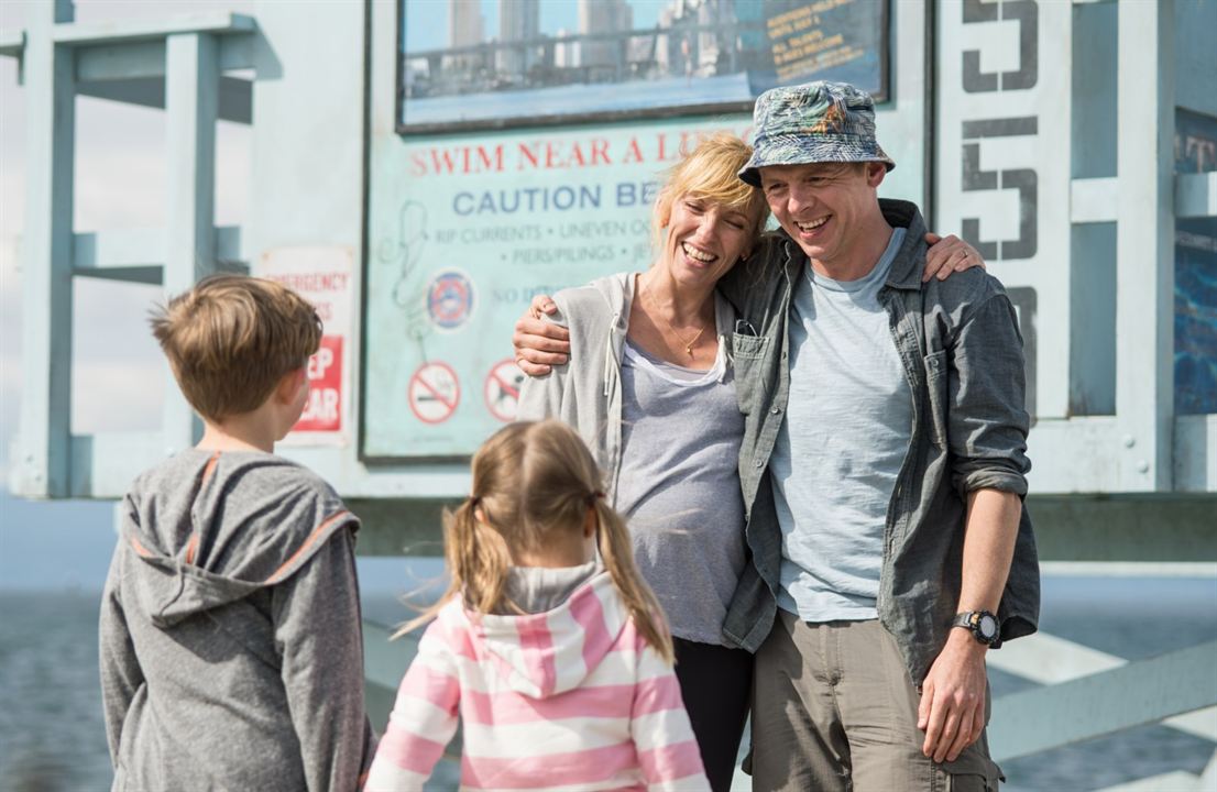 Hector and the Search for Happiness : Fotoğraf Simon Pegg, Toni Collette