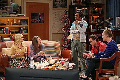 Fotoğraf Melissa Rauch, Mayim Bialik, Kaley Cuoco, Kunal Nayyar, Johnny Galecki