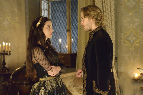 Fotoğraf Toby Regbo, Adelaide Kane