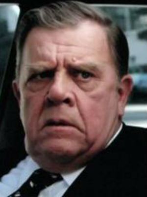 Afiş Pat Hingle