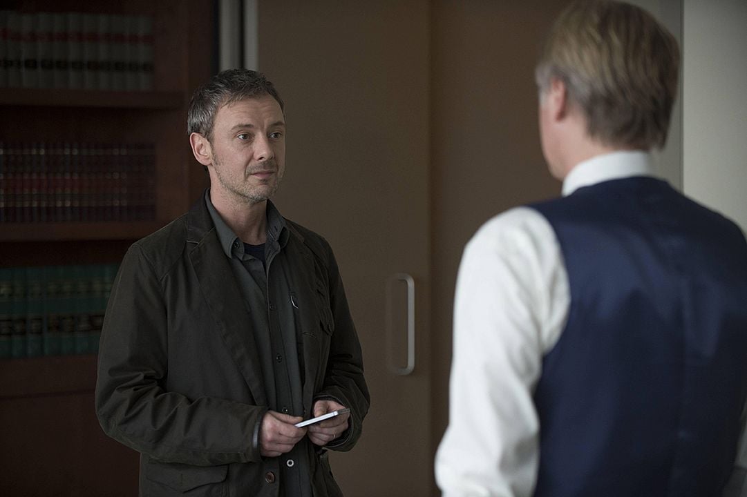 Intruders : Fotoğraf John Simm