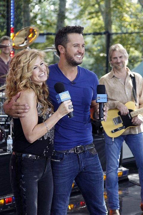 Nashville : Fotoğraf Luke Bryant, Connie Britton