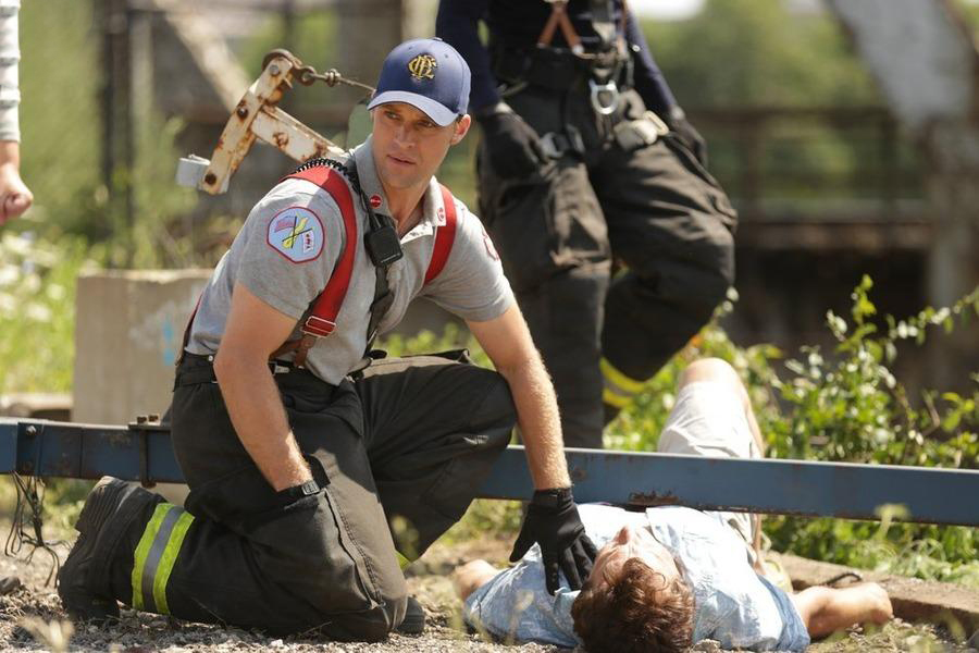 Chicago Fire : Fotoğraf Jesse Spencer