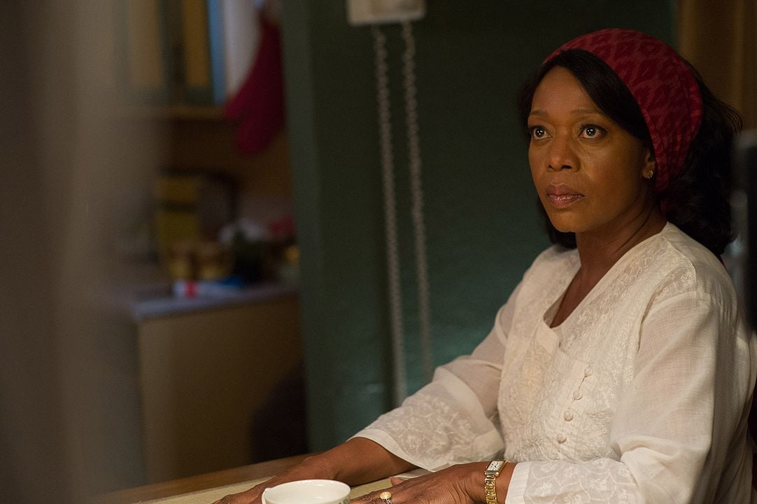 Annabelle : Fotoğraf Alfre Woodard