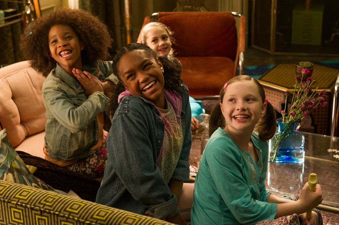 Annie : Fotoğraf Eden Duncan-Smith, Zoe Margaret Colletti, Quvenzhané Wallis, Nicolette Pierini