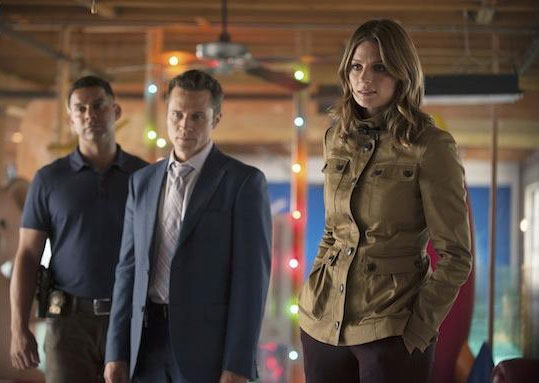 Castle : Fotoğraf Jon Huertas, Seamus Dever, Stana Katic