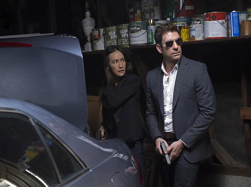 Stalker : Fotoğraf Dylan McDermott, Maggie Q