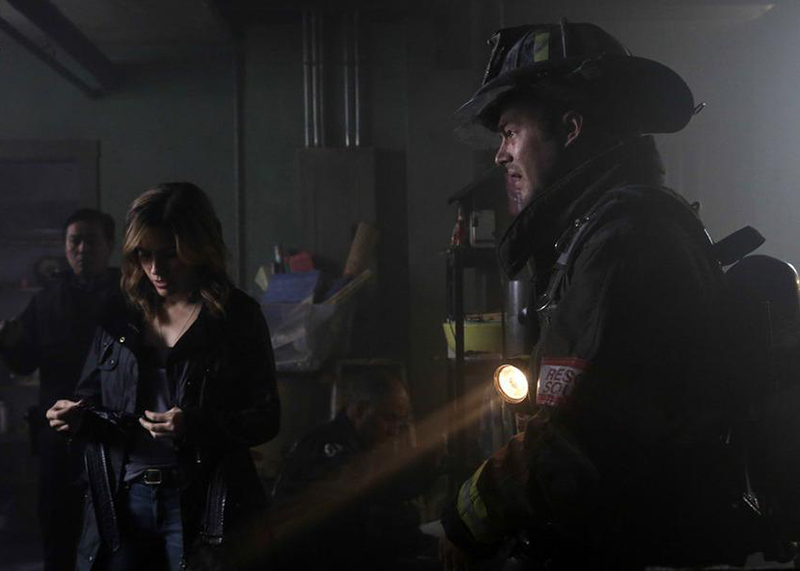 Chicago Fire : Fotoğraf Taylor Kinney, Sophia Bush