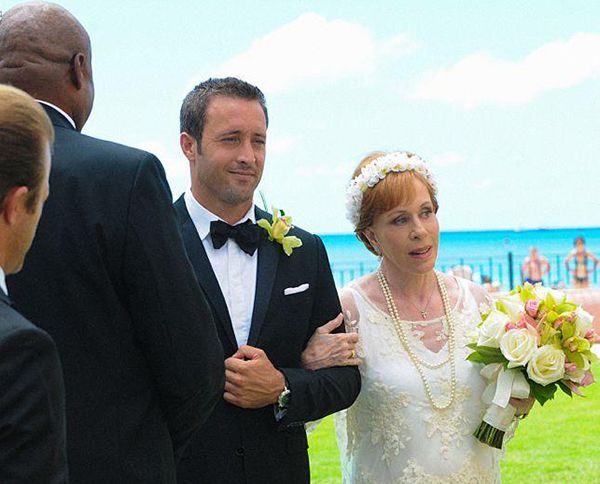 Fotoğraf Carol Burnett, Alex O'Loughlin