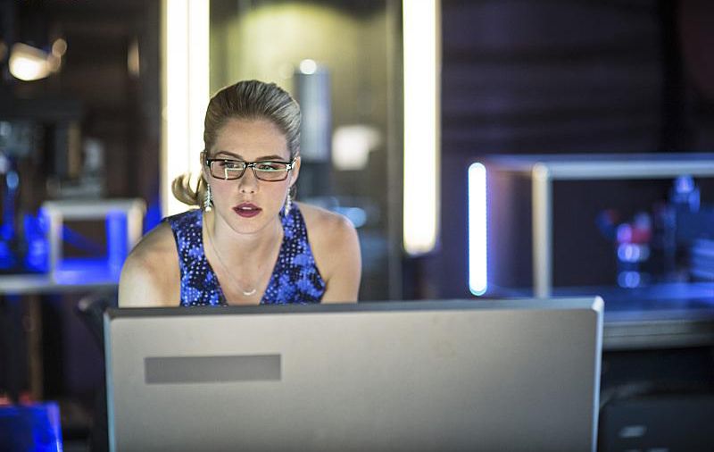 Arrow : Fotoğraf Emily Bett Rickards