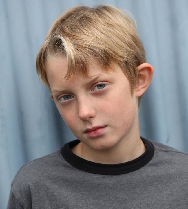 Afiş Aiden Longworth