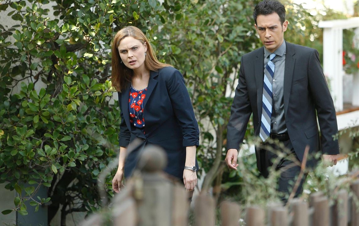 Bones : Fotoğraf Emily Deschanel, John Boyd