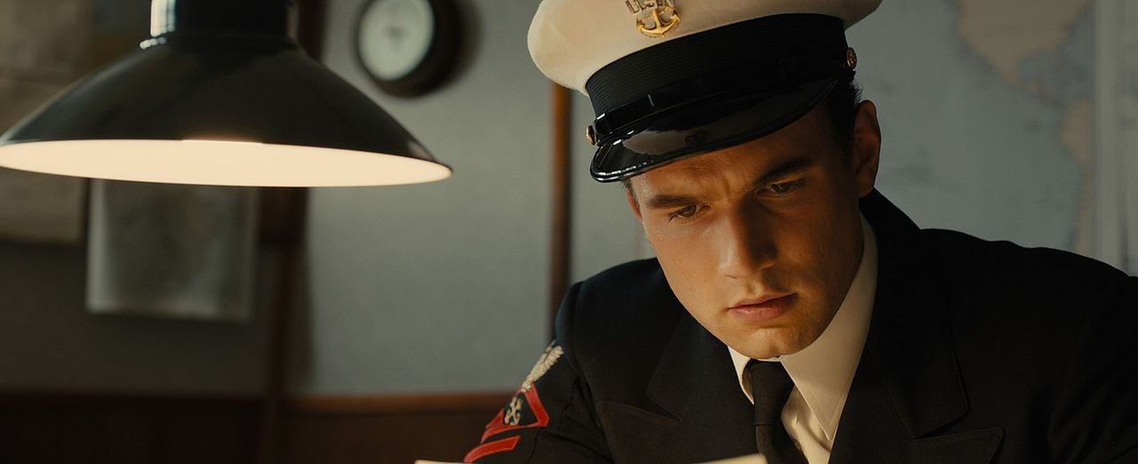 Boyun Eğmez : Fotoğraf Alex Russell