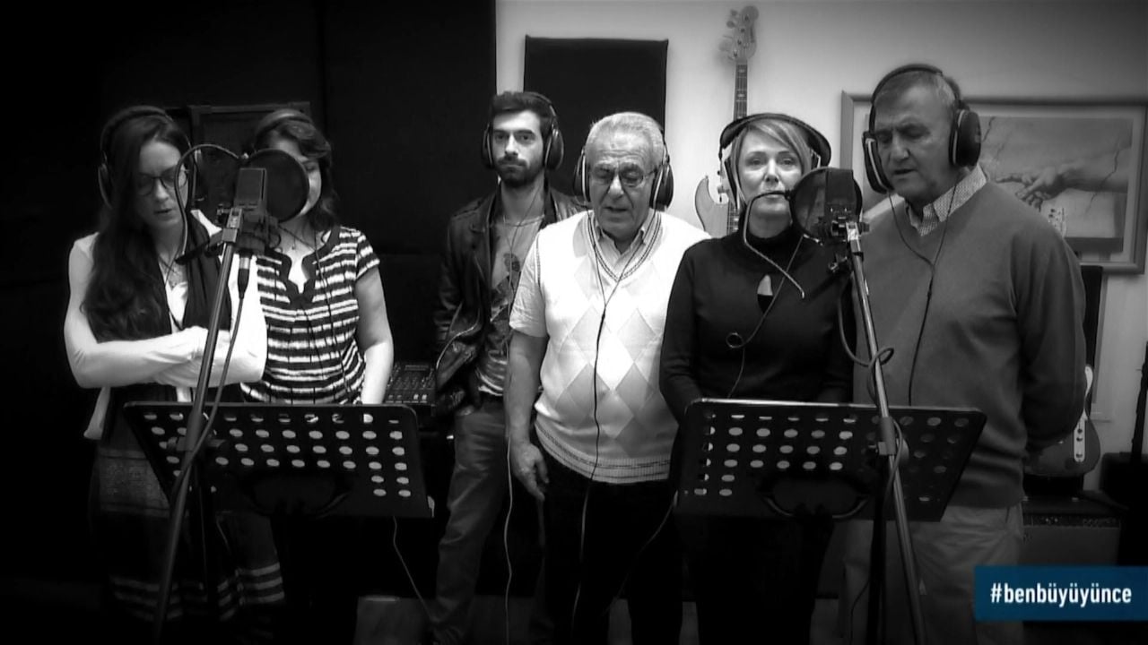 Poyraz Karayel : Fotoğraf