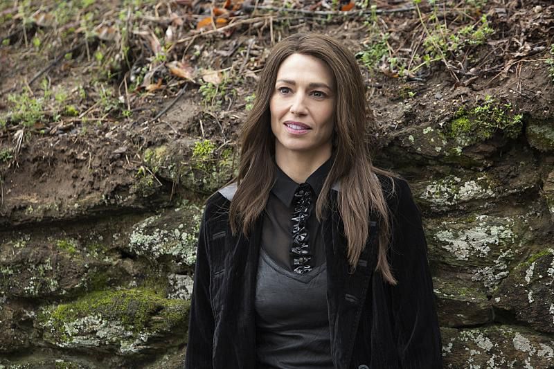 Fotoğraf Claudia Black