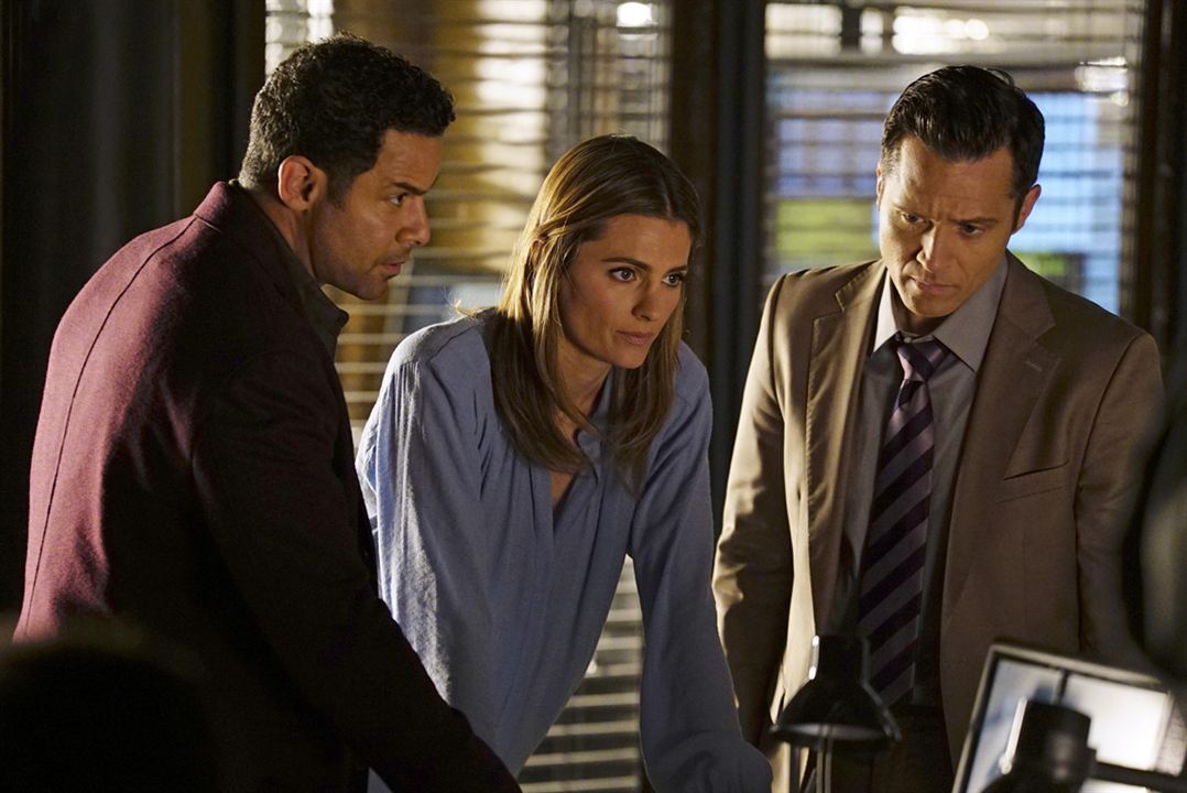 Fotoğraf Jon Huertas, Seamus Dever, Stana Katic