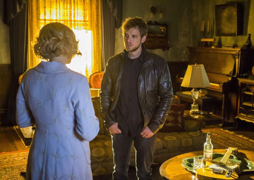 Bates Motel : Fotoğraf Max Thieriot