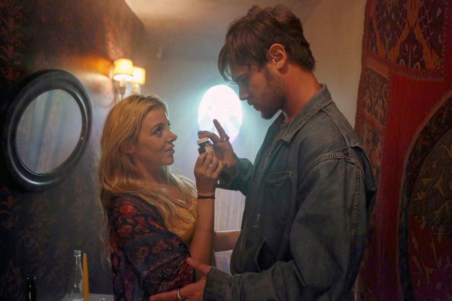 Fotoğraf Grey Damon