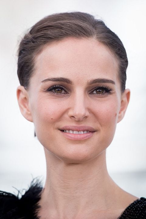 A Tale of Love and Darkness : Vignette (magazine) Natalie Portman