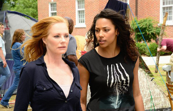 Fotoğraf Marg Helgenberger, Kylie Bunbury