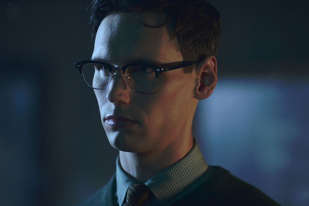 Fotoğraf Cory Michael Smith