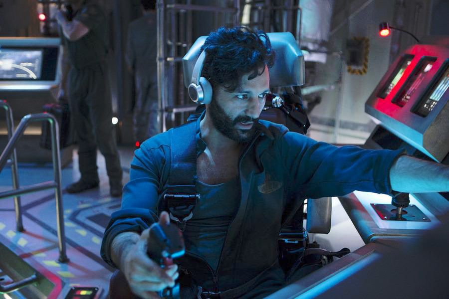 The Expanse : Fotoğraf Cas Anvar