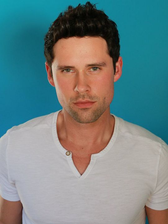 Afiş Ben Hollingsworth