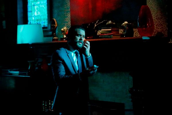 Fotoğraf Charlie Weber