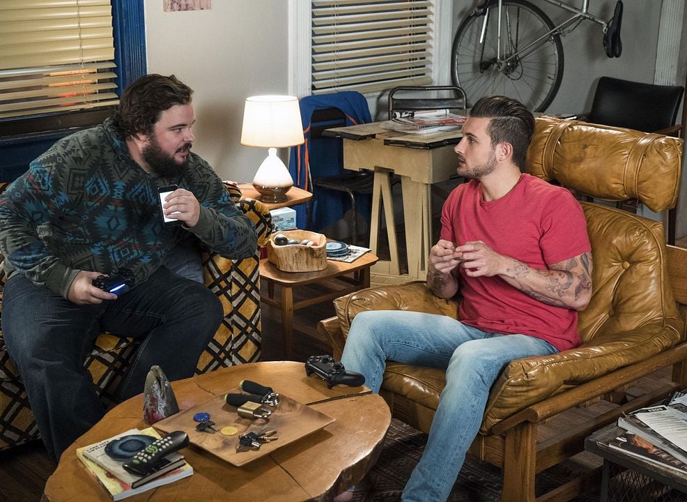 Younger : Fotoğraf Nico Tortorella