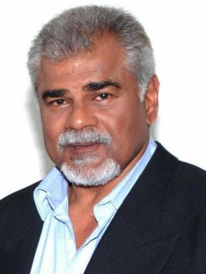 Afiş Sharat Saxena