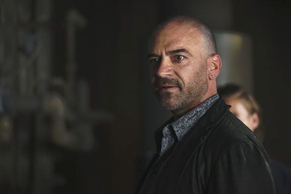 Shadowhunters : Fotoğraf Alan Van Sprang