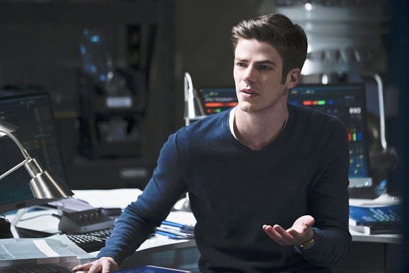 Fotoğraf Grant Gustin