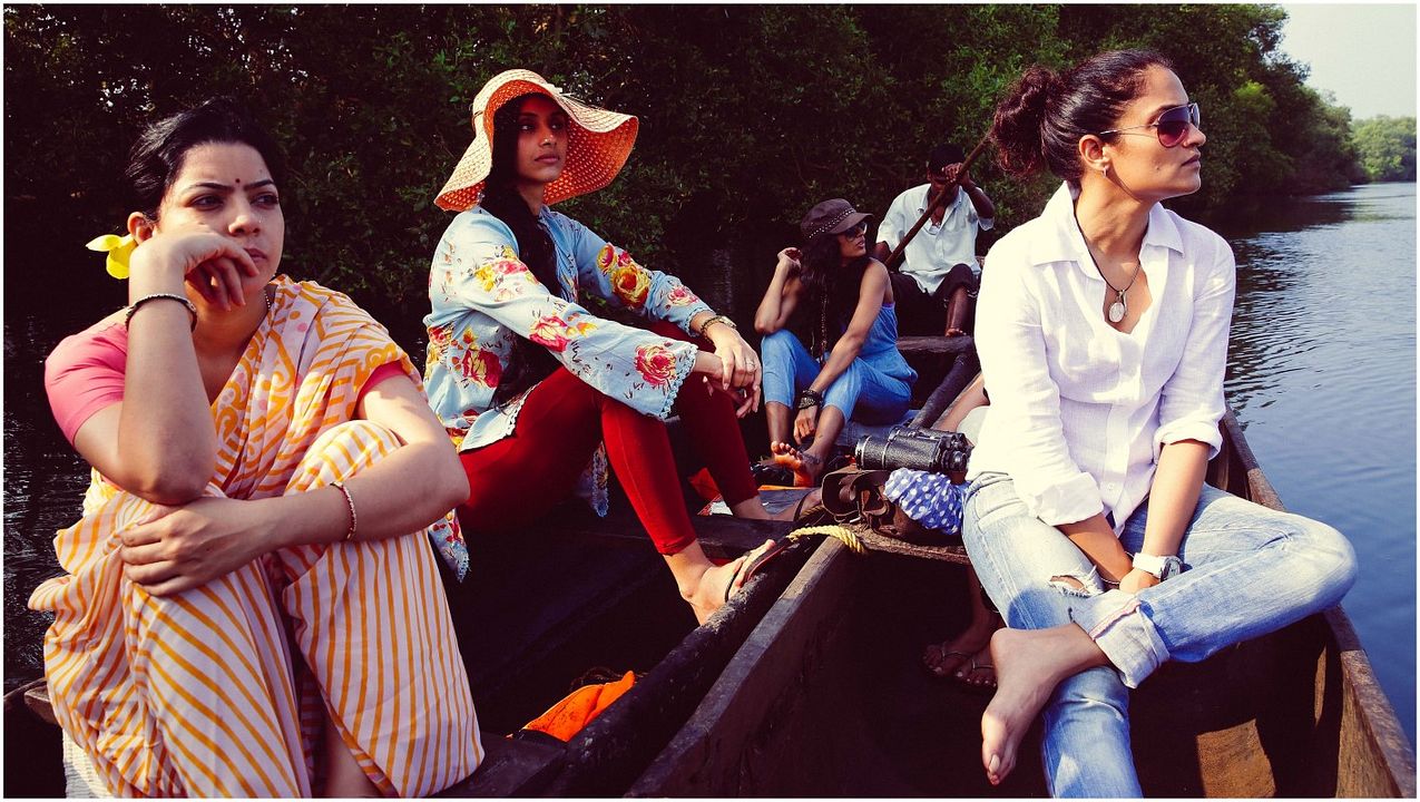 Fotoğraf Rajshri Deshpande, Sarah-Jane Dias